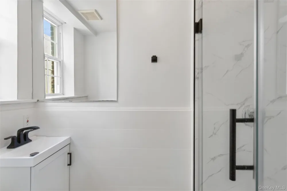 449 W Beech Street Long Beach, NY 11561