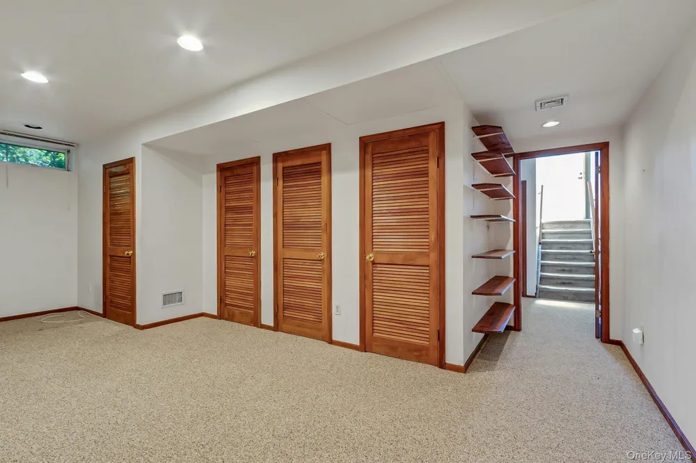 8 Village Gate Way #8 Nyack, NY 10960