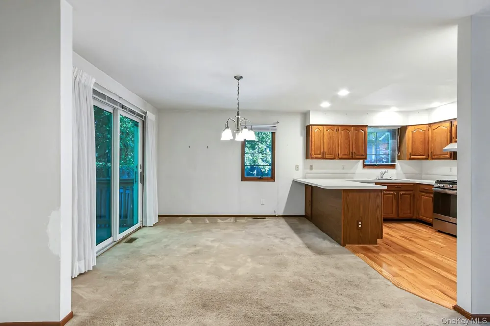 8 Village Gate Way #8 Nyack, NY 10960