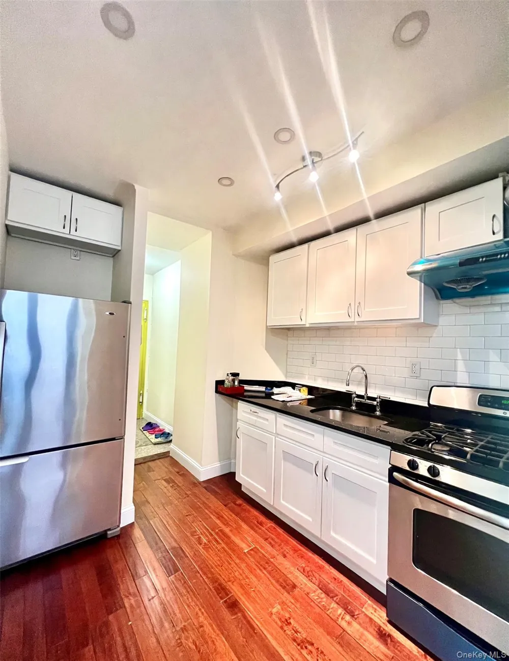 82-01 Britton Avenue #5K Elmhurst, NY 11373