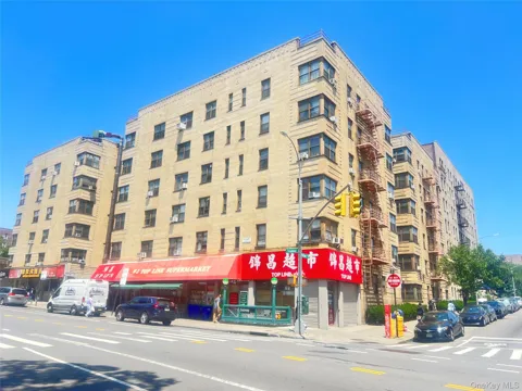 82-01 Britton Avenue #5K