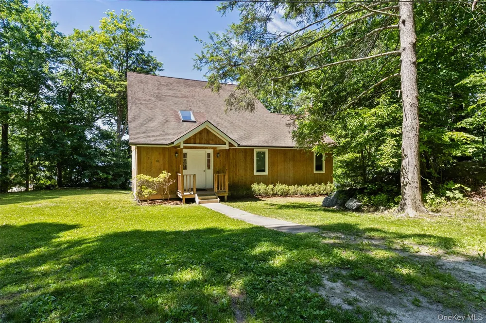 64 Lillian Road Mahopac, NY 10541