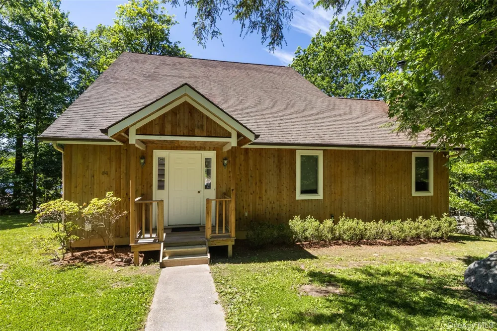 64 Lillian Road Mahopac, NY 10541
