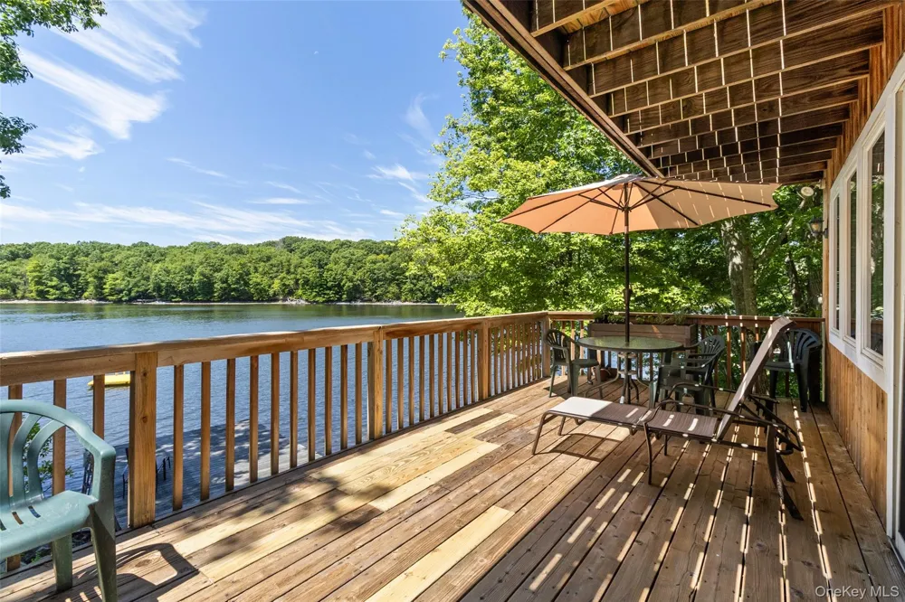 64 Lillian Road Mahopac, NY 10541