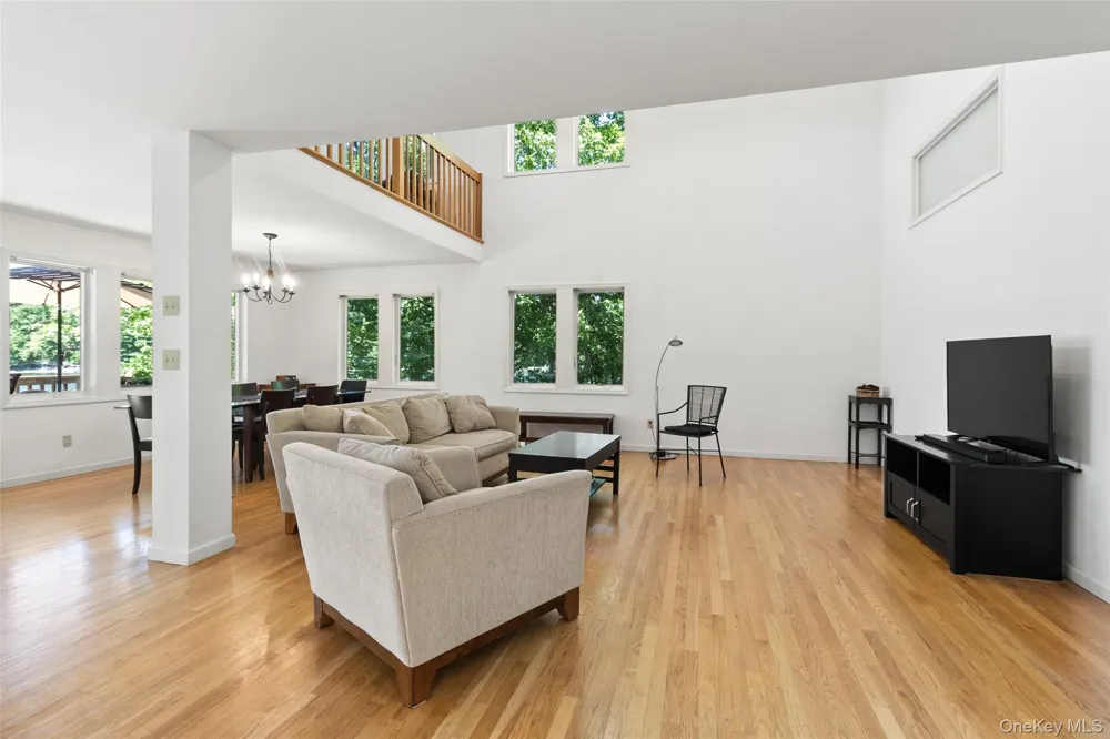 64 Lillian Road Mahopac, NY 10541