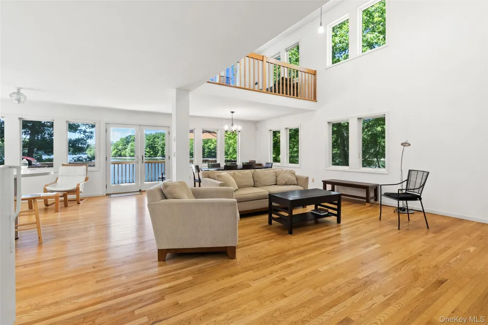 64 Lillian Road Mahopac, NY 10541
