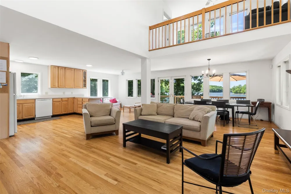 64 Lillian Road Mahopac, NY 10541