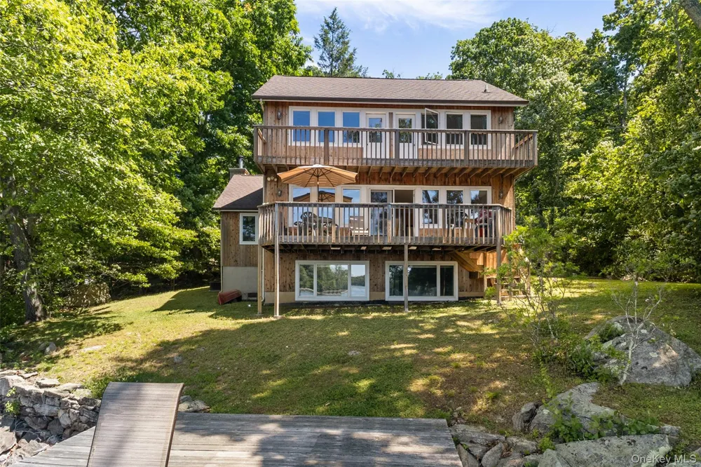 64 Lillian Road Mahopac, NY 10541