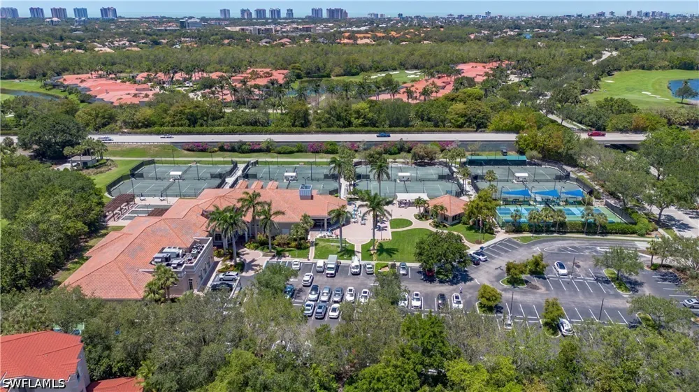 Clermont Drive #F403 Naples, FL 34109