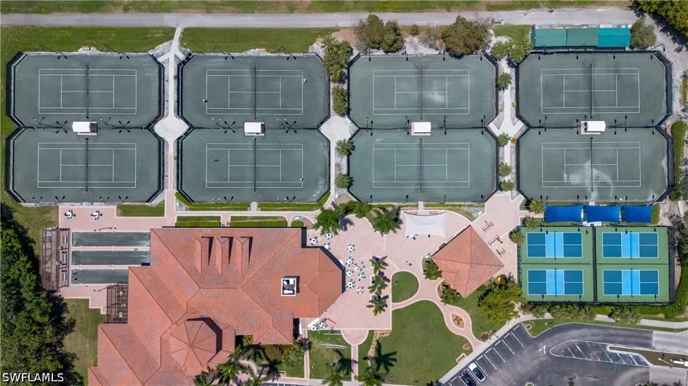 Clermont Drive #F403 Naples, FL 34109