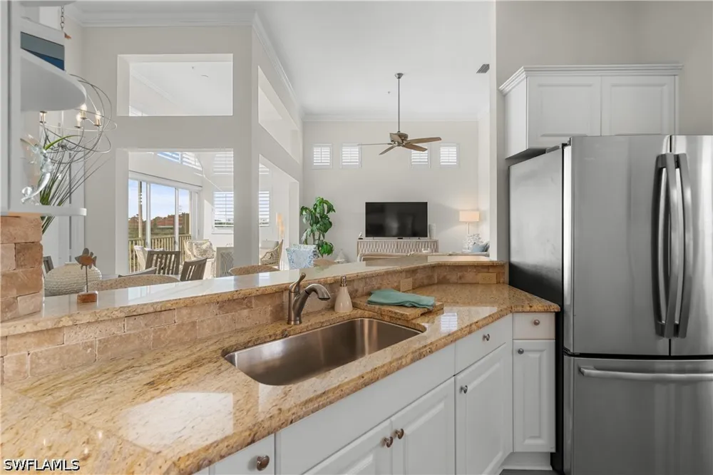 Clermont Drive #F403 Naples, FL 34109