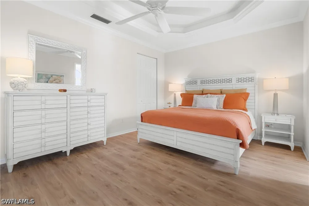 Clermont Drive #F403 Naples, FL 34109