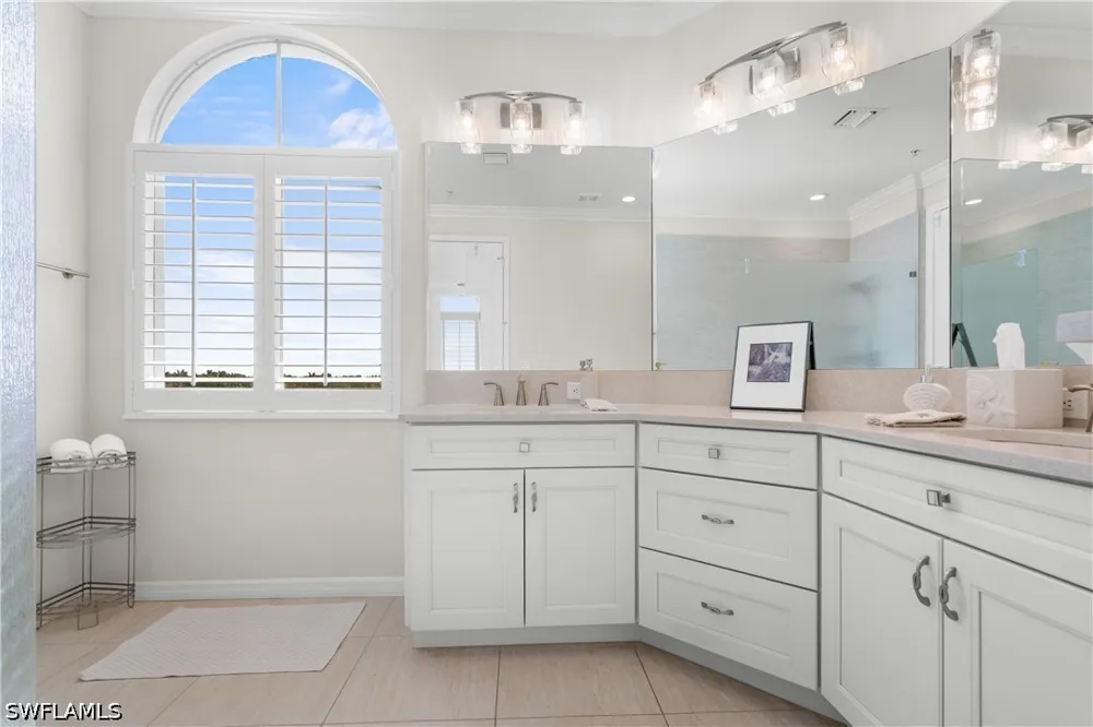 Clermont Drive #F403 Naples, FL 34109