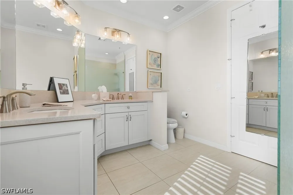 Clermont Drive #F403 Naples, FL 34109