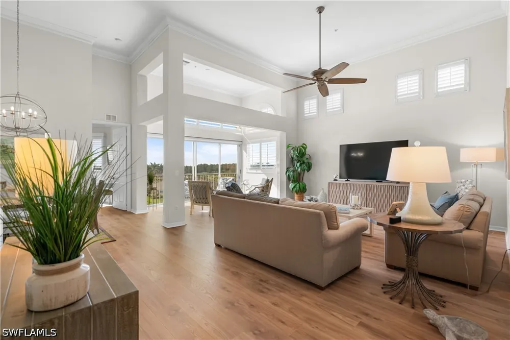 Clermont Drive #F403 Naples, FL 34109