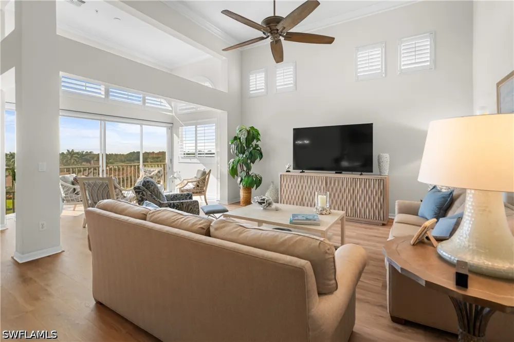 Clermont Drive #F403 Naples, FL 34109