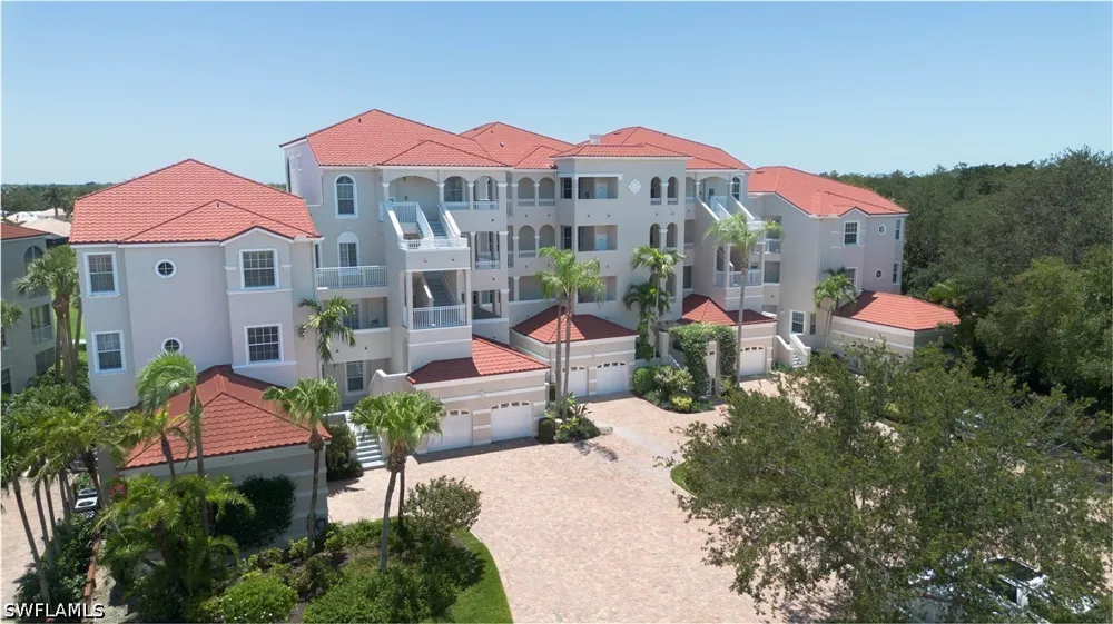 Clermont Drive #F403 Naples, FL 34109
