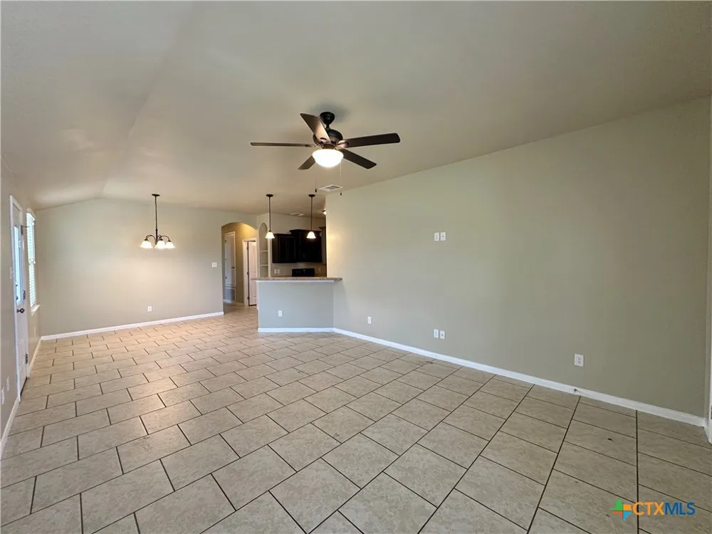 1306 Vanguard Lane Killeen, TX 76549
