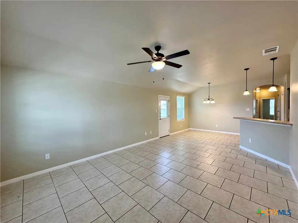 1306 Vanguard Lane Killeen, TX 76549