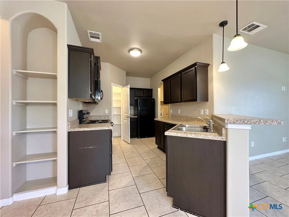 1306 Vanguard Lane Killeen, TX 76549