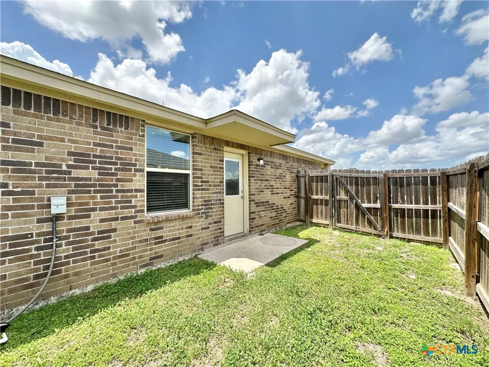 1306 Vanguard Lane Killeen, TX 76549