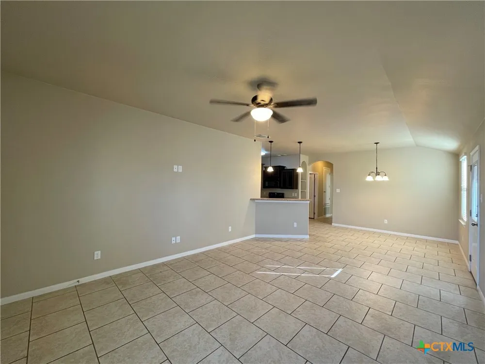 1306 Vanguard Lane Killeen, TX 76549