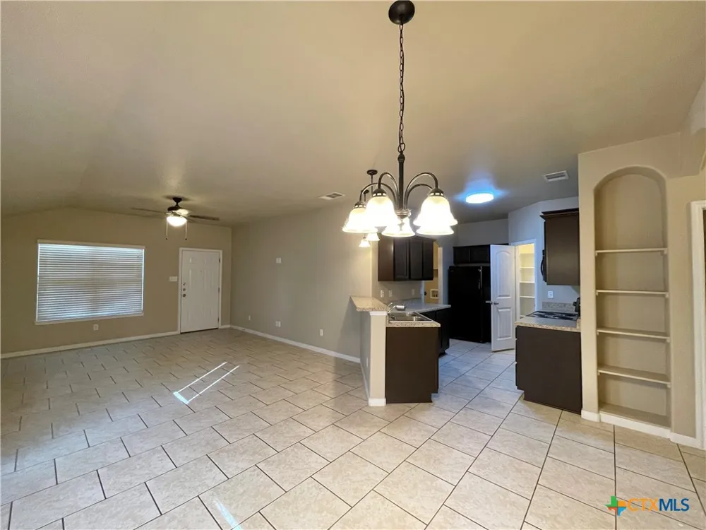 1306 Vanguard Lane Killeen, TX 76549