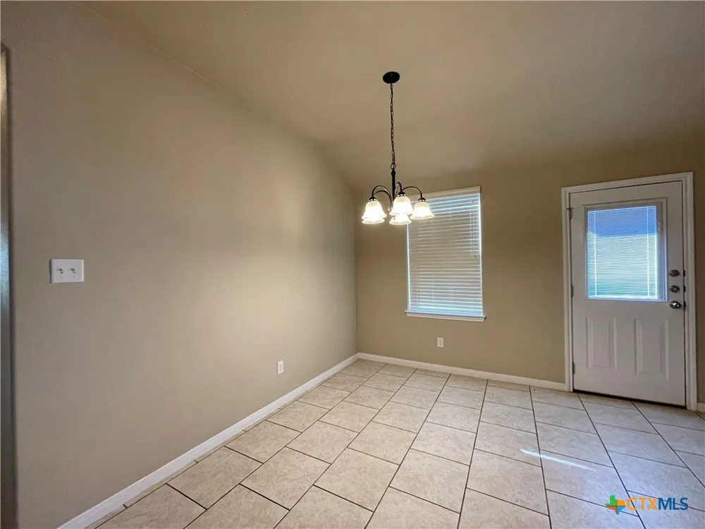 1306 Vanguard Lane Killeen, TX 76549