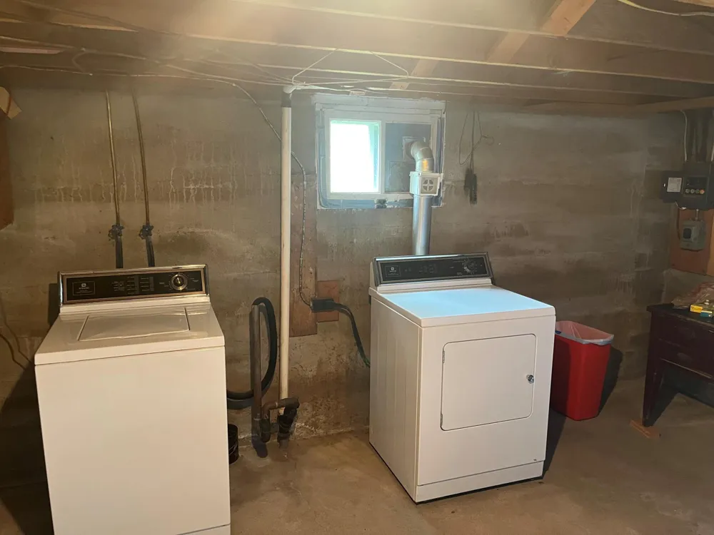 408 1st Avenue SW Hankinson, ND 58041