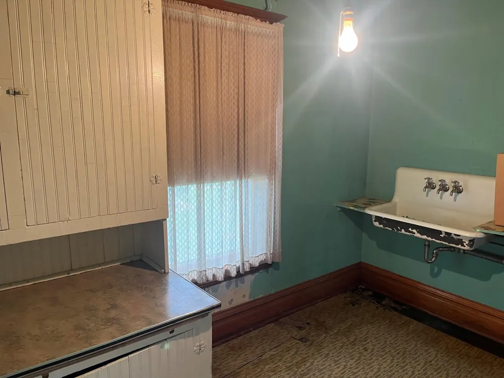 408 1st Avenue SW Hankinson, ND 58041