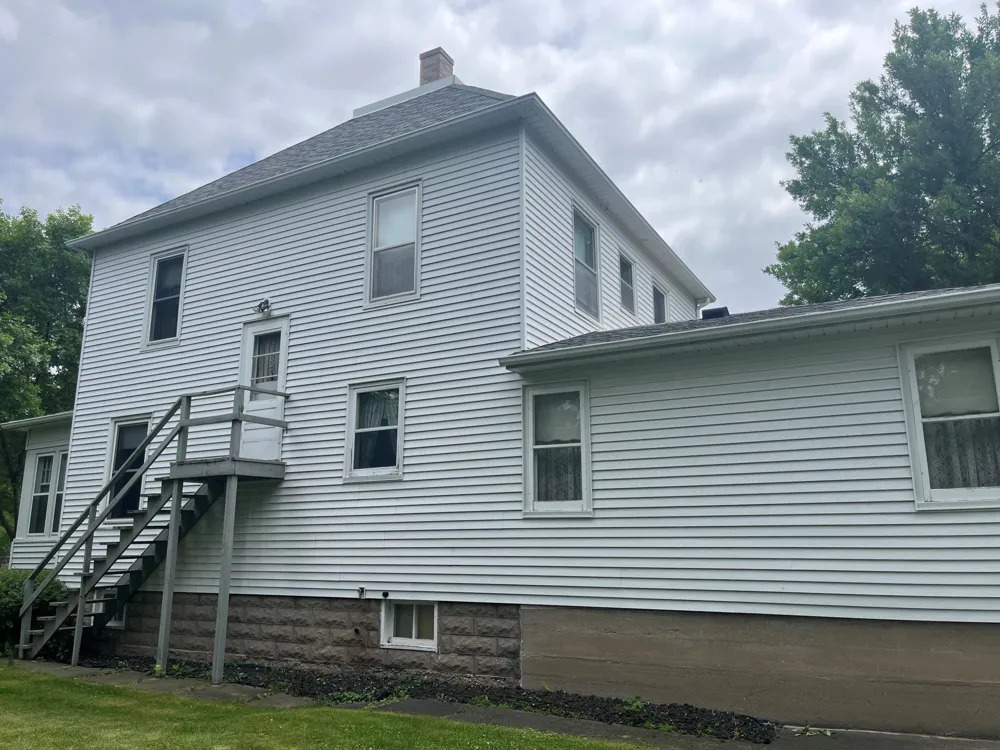 408 1st Avenue SW Hankinson, ND 58041