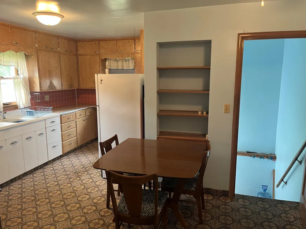 408 1st Avenue SW Hankinson, ND 58041