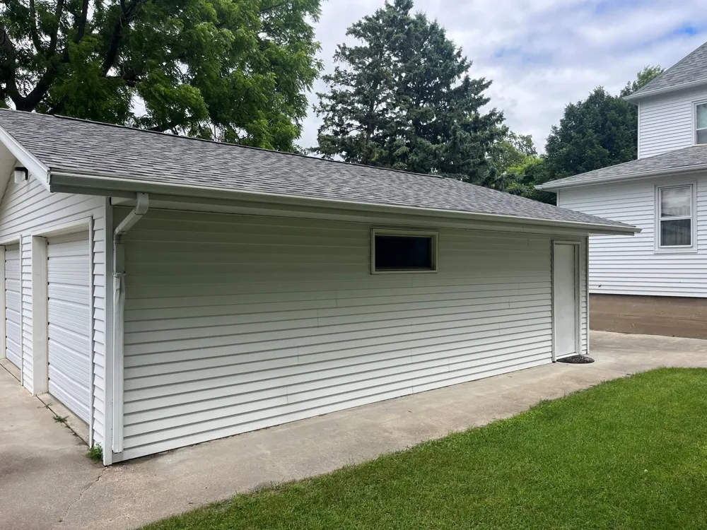 408 1st Avenue SW Hankinson, ND 58041
