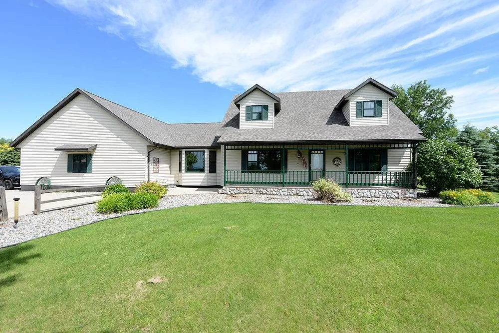 18000 US-10 Highway Hawley, MN 56549