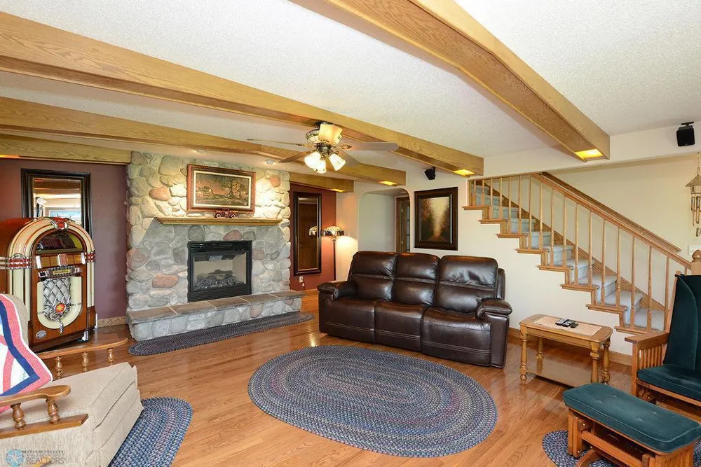 18000 US-10 Highway Hawley, MN 56549