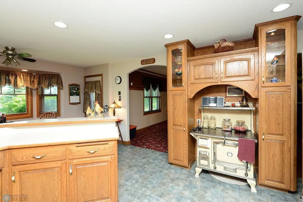 18000 US-10 Highway Hawley, MN 56549