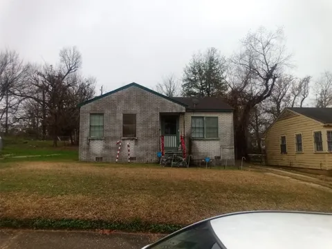 3227 Stonewall Street