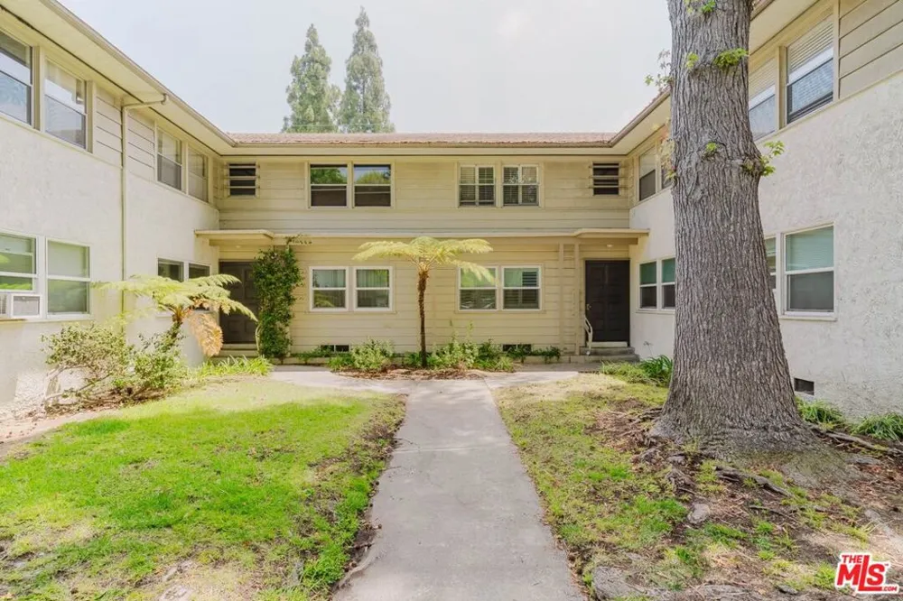 3622 Kalsman Drive #2 Los Angeles, CA 90016