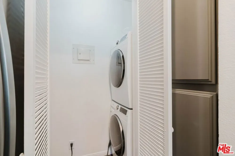 3622 Kalsman Drive #2 Los Angeles, CA 90016
