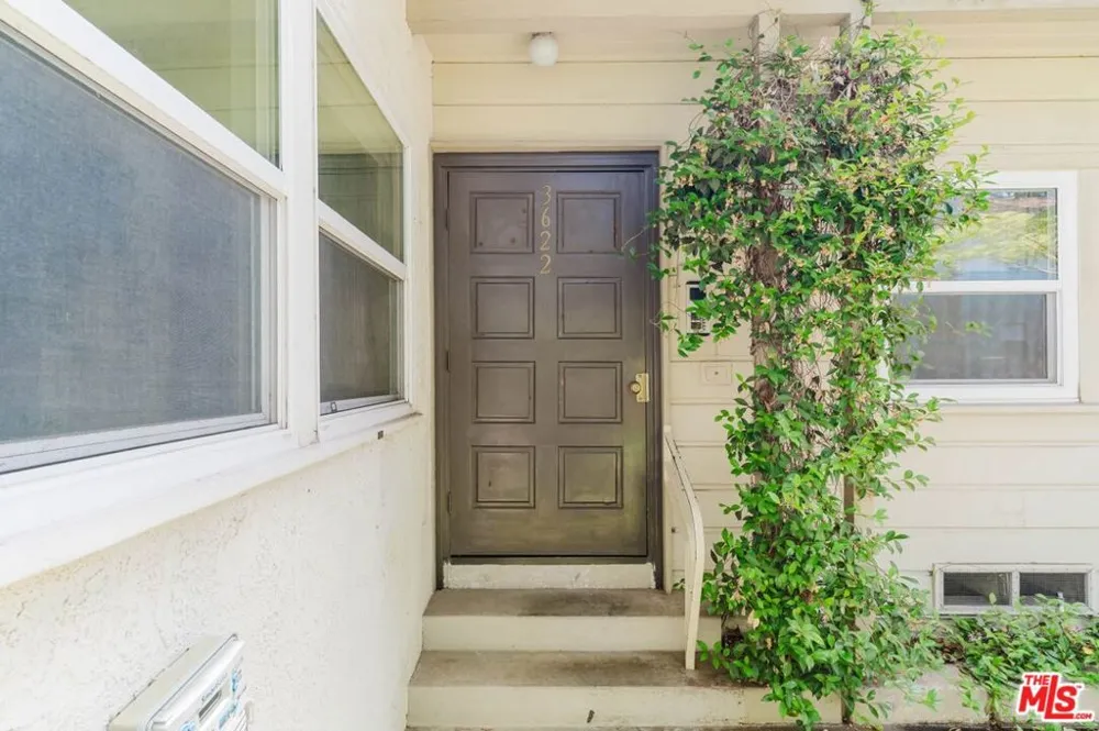 3622 Kalsman Drive #2 Los Angeles, CA 90016