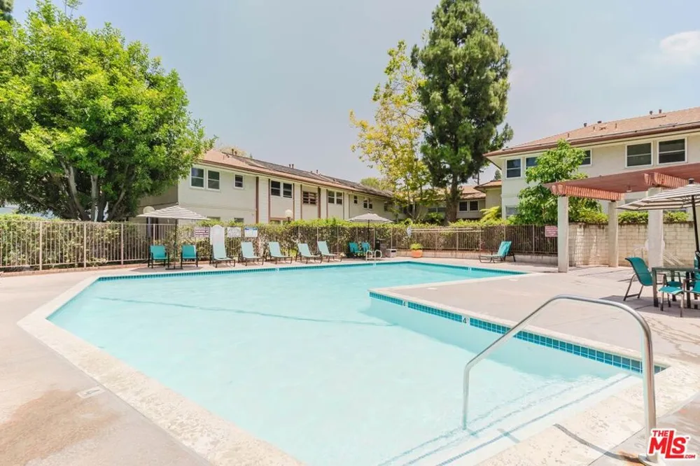 3622 Kalsman Drive #2 Los Angeles, CA 90016