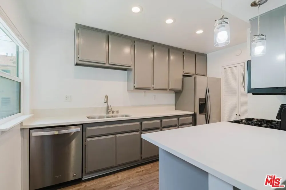 3622 Kalsman Drive #2 Los Angeles, CA 90016