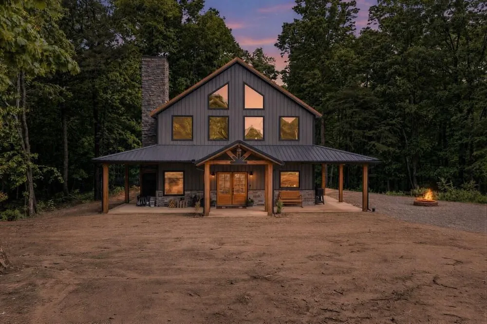 831 I B Maynard Street Spencer, TN 38585