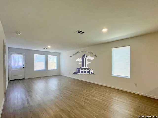12931 KATHLEEN St Hedwig, TX 78152