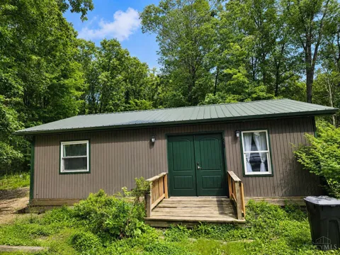 528 Tom Brown Road
