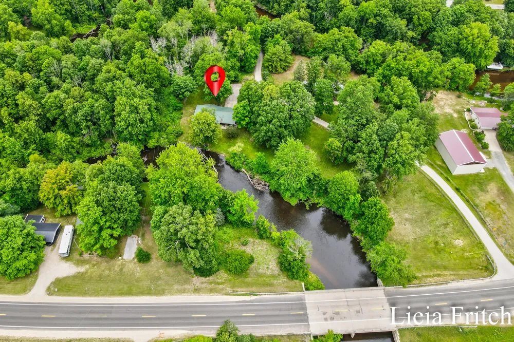 9016 E M 20 Newfield Township, MI 49421