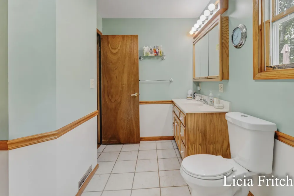 9016 E M 20 Newfield Township, MI 49421