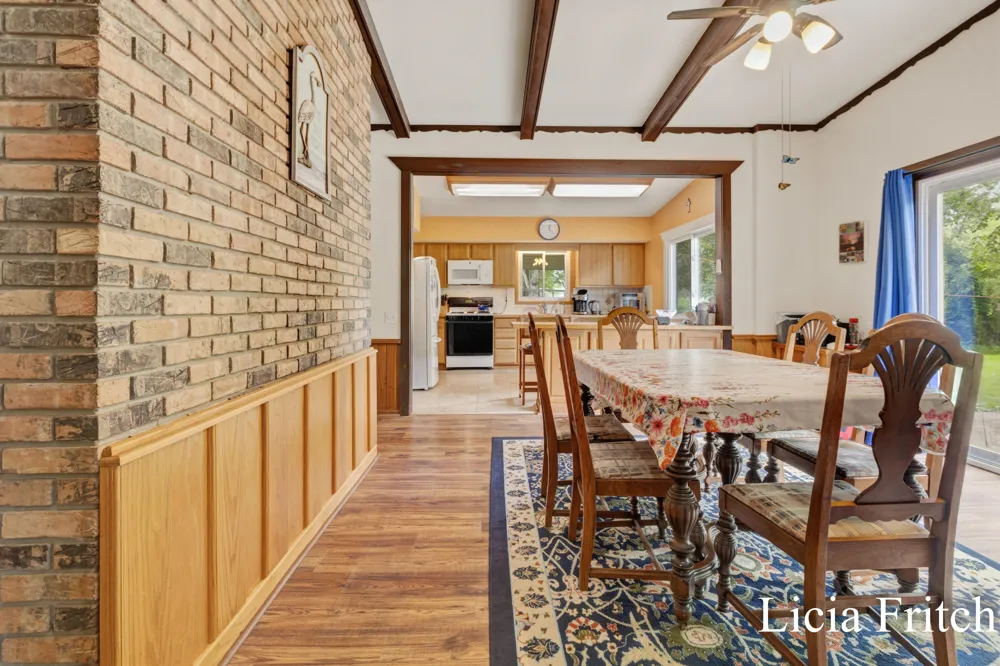 9016 E M 20 Newfield Township, MI 49421