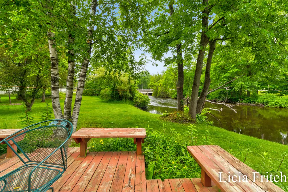 9016 E M 20 Newfield Township, MI 49421