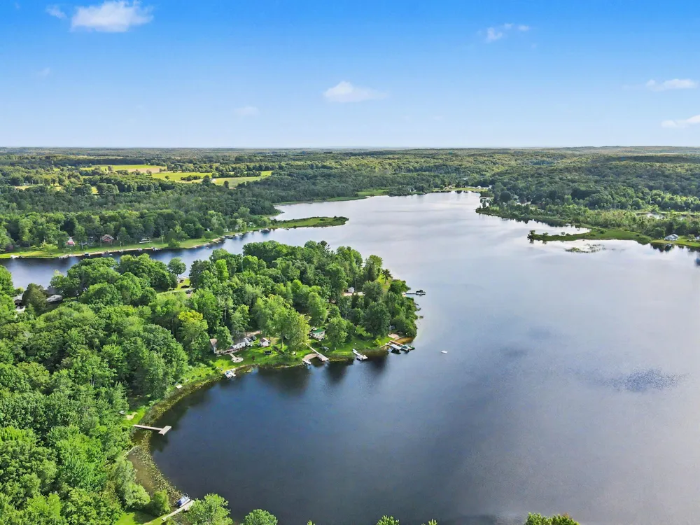 9039 E Ensign Court Newfield Township, MI 49421